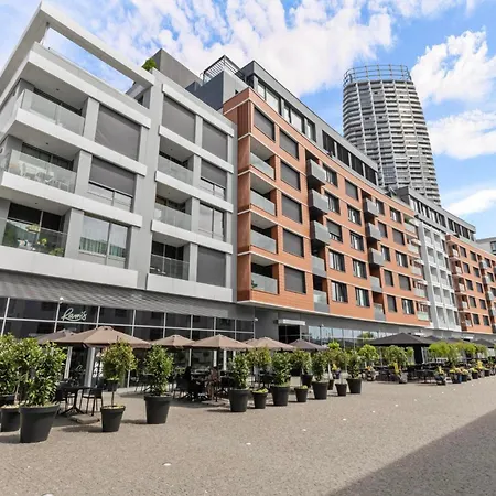 Luxury Eurovea Tower - & Hills Apartament Bratysława